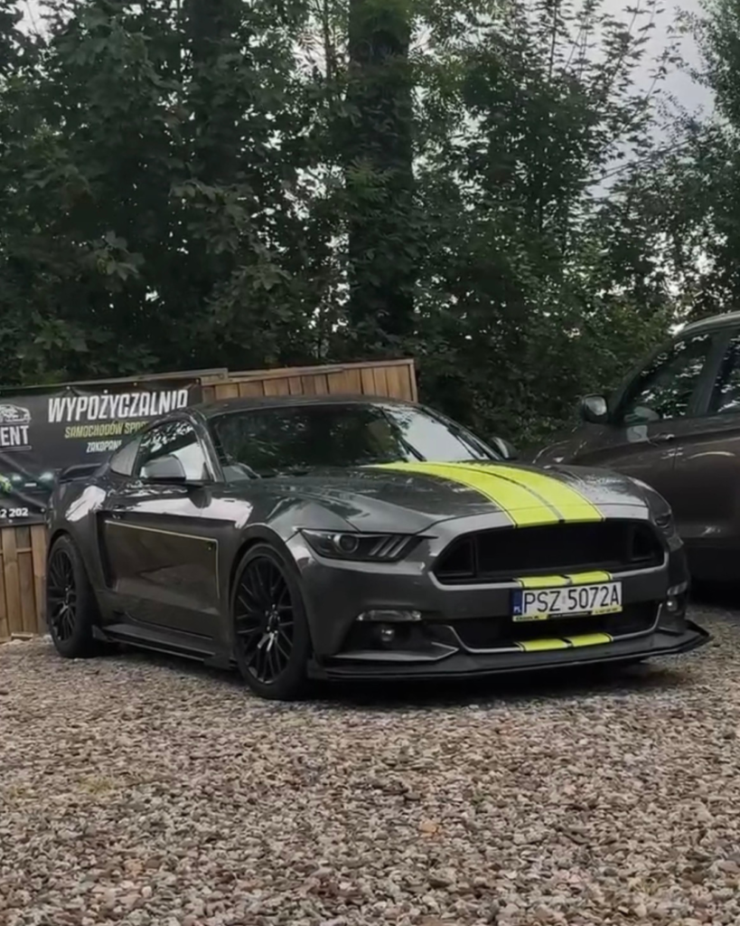 Mustang GT Roush