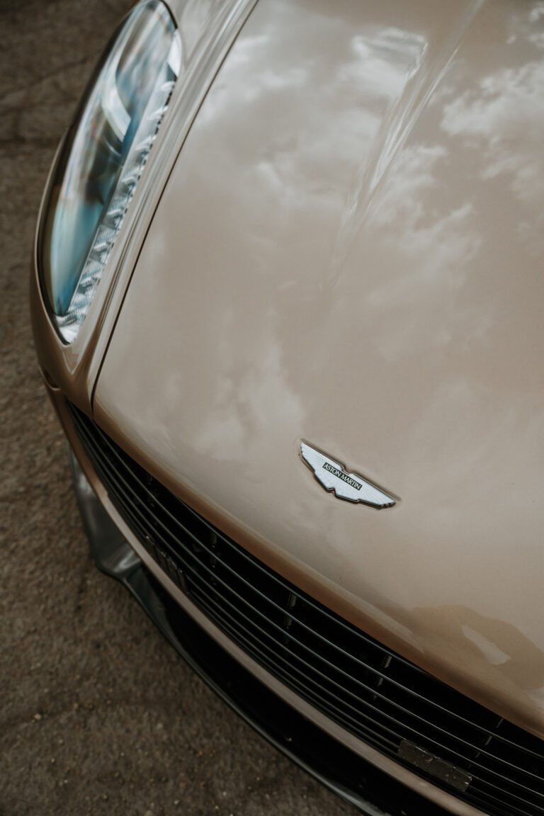 Aston Martin Rapide S - wynajem samochodu premium - Kraków i Zakopane - zdjęcie 4