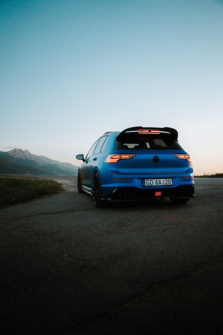 Golf 8R Black Edition - wynajem samochodu premium - Kraków i Zakopane - zdjęcie 4