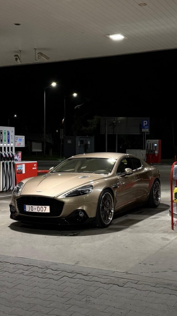 Aston Martin Rapide S - wynajem samochodu premium - Kraków i Zakopane