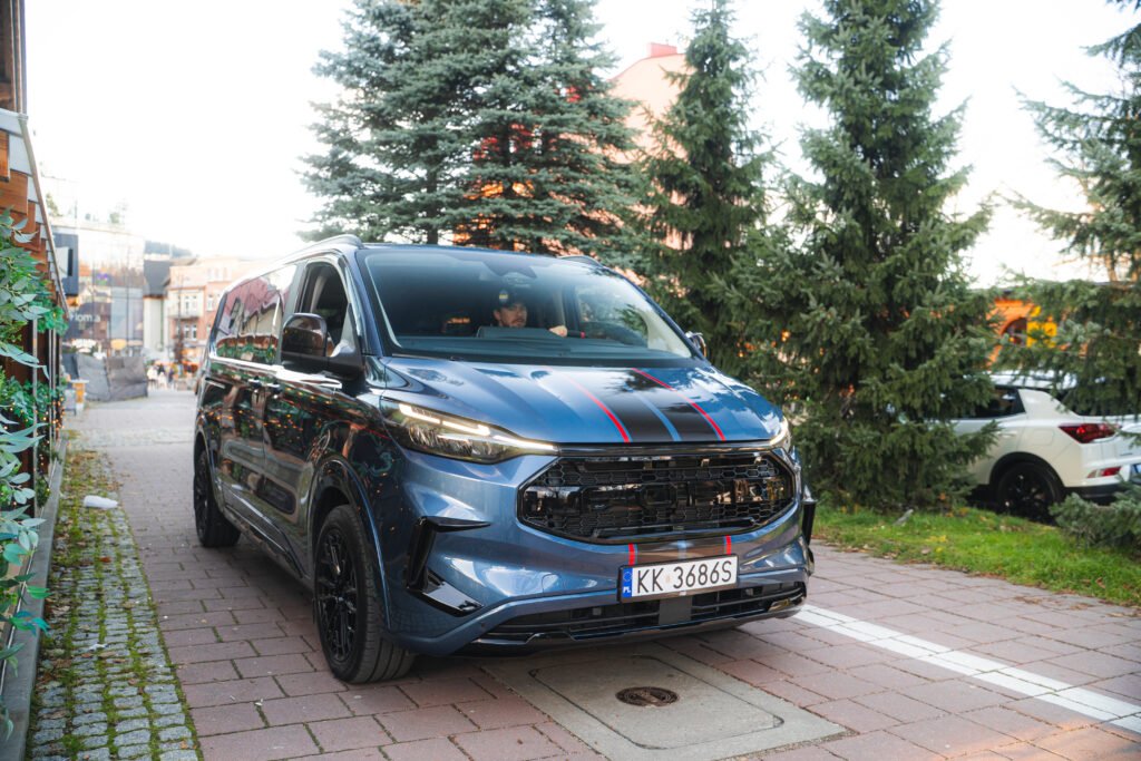 Ford Custom VIP - wynajem samochodu premium - Kraków i Zakopane - zdjęcie 5