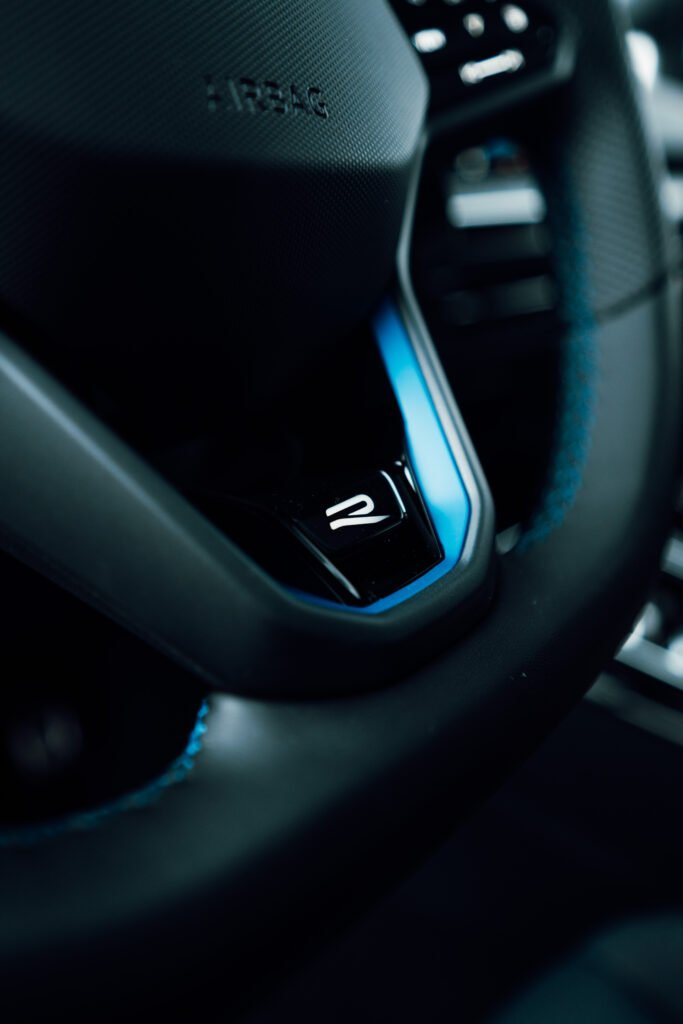 Golf 8R Black Edition - wynajem samochodu premium - Kraków i Zakopane - zdjęcie 8
