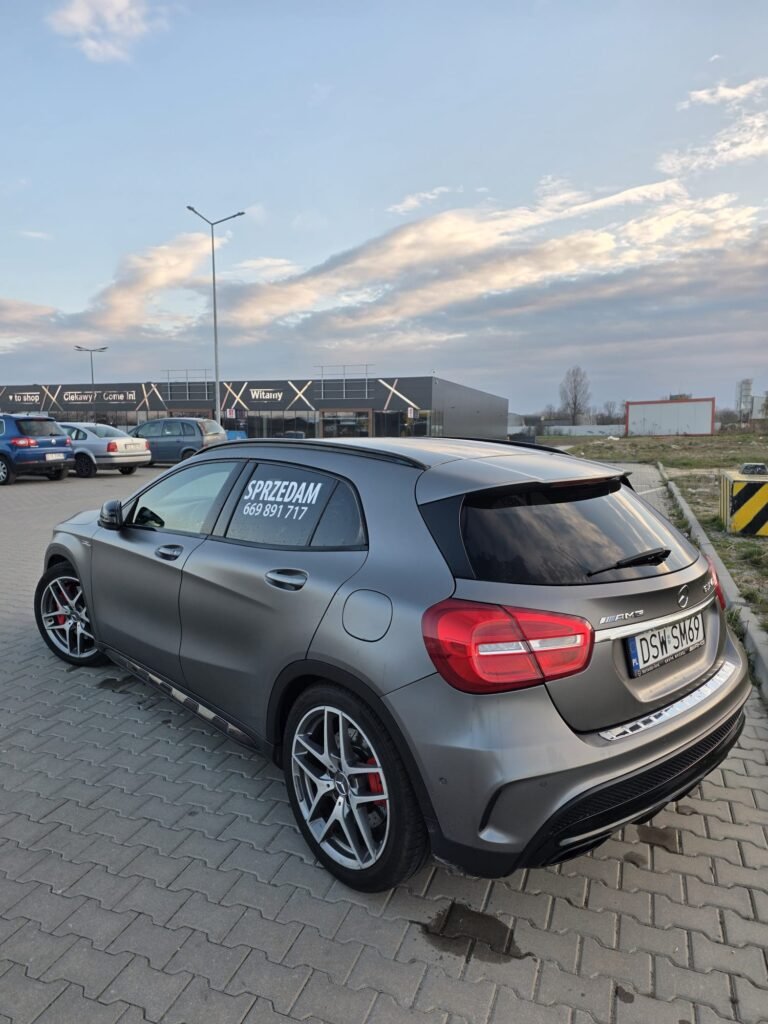 Mercedes GLA 45 AMG 2016 - wynajem samochodu premium - Kraków i Zakopane - zdjęcie 7