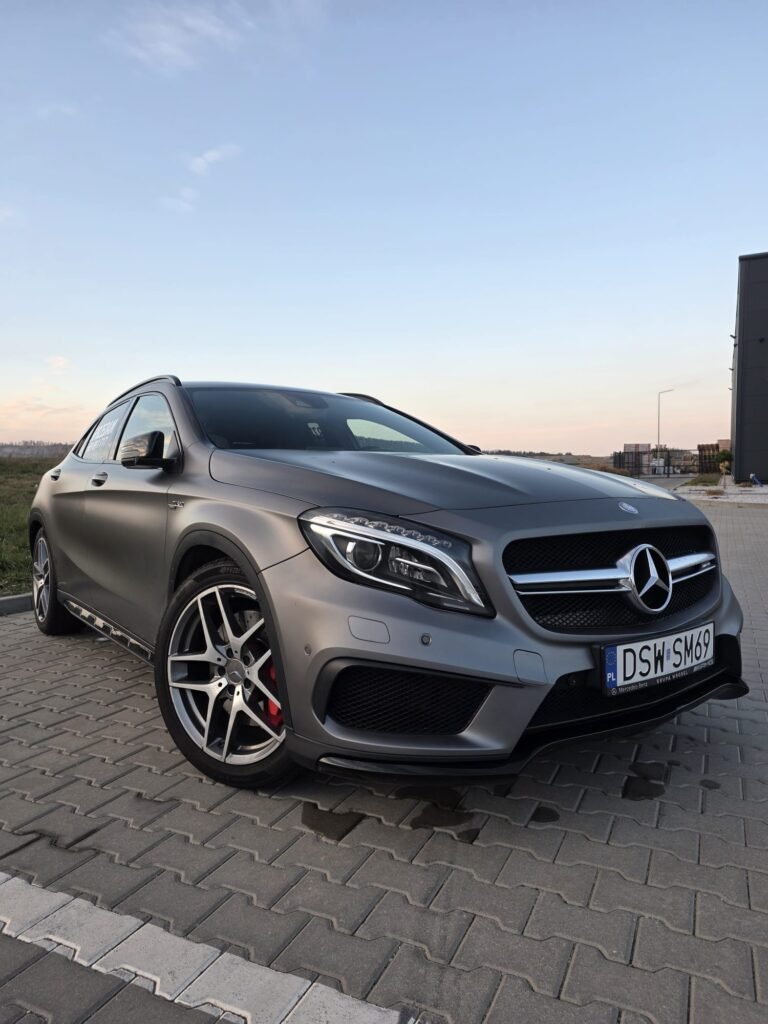 Mercedes GLA 45 AMG 2016