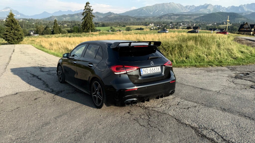 Mercedes A35 AMG 2021 - wynajem samochodu premium - Kraków i Zakopane - zdjęcie 2