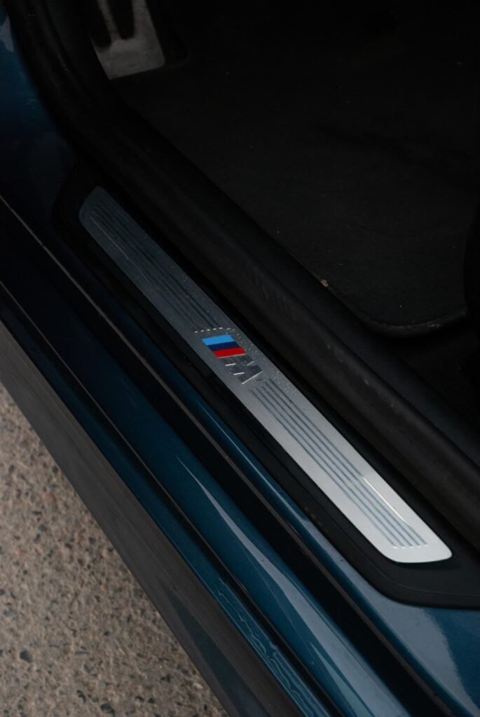 BMW 5 G30 LCI - wynajem samochodu premium - Kraków i Zakopane - zdjęcie 8