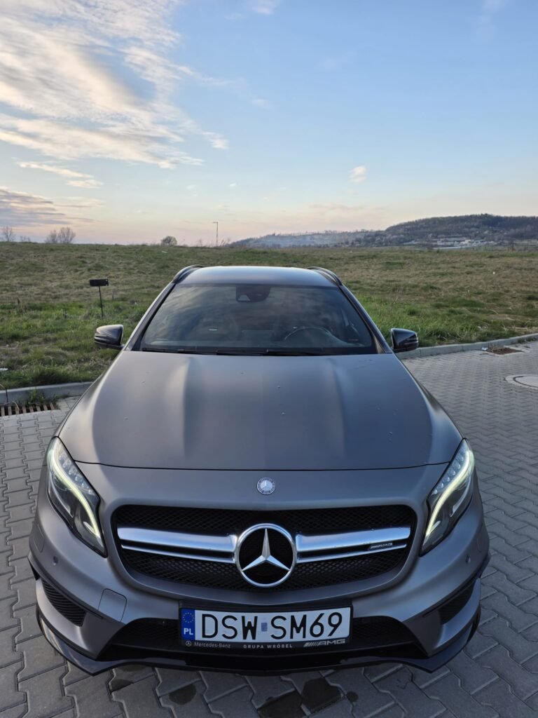 Mercedes GLA 45 AMG 2016 - wynajem samochodu premium - Kraków i Zakopane - zdjęcie 3